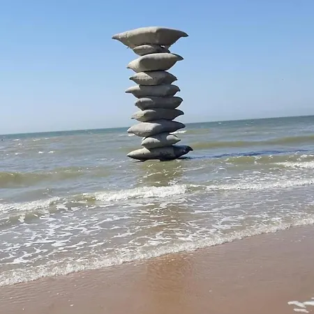 Zonnegloed 아파트